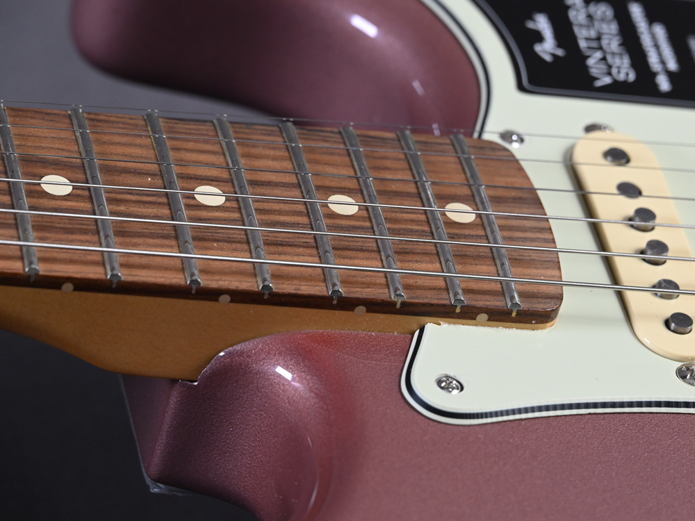 Fender Stratocaster Vintera 60''s Modified PF Burgundy Mist