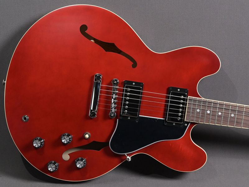 Gibson ES-335 Satin Cherry #200440071