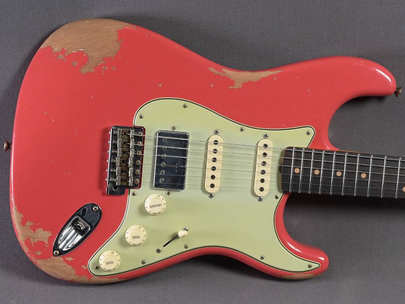 Fender Custom Shop Stratocaster 1962 HSS Heavy Relic Fiesta Red